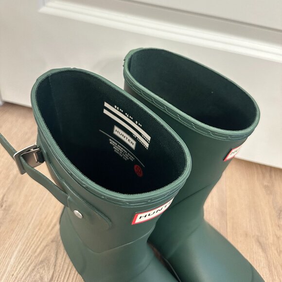 HUNTER Original Short Waterproof Rain Boot in Hunter Green Size US 7 - Picture 6 of 10